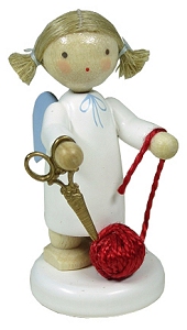 Flade Engel mit Schere und Wollknäuel (Flade 6183) Engel mit Schere und Wollknäuel