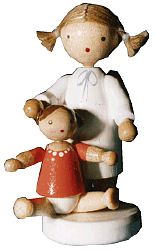 Flade Engel mit Puppe (Flade 6121) Erzgebirgische Volkskunst: Engel / mit Puppe